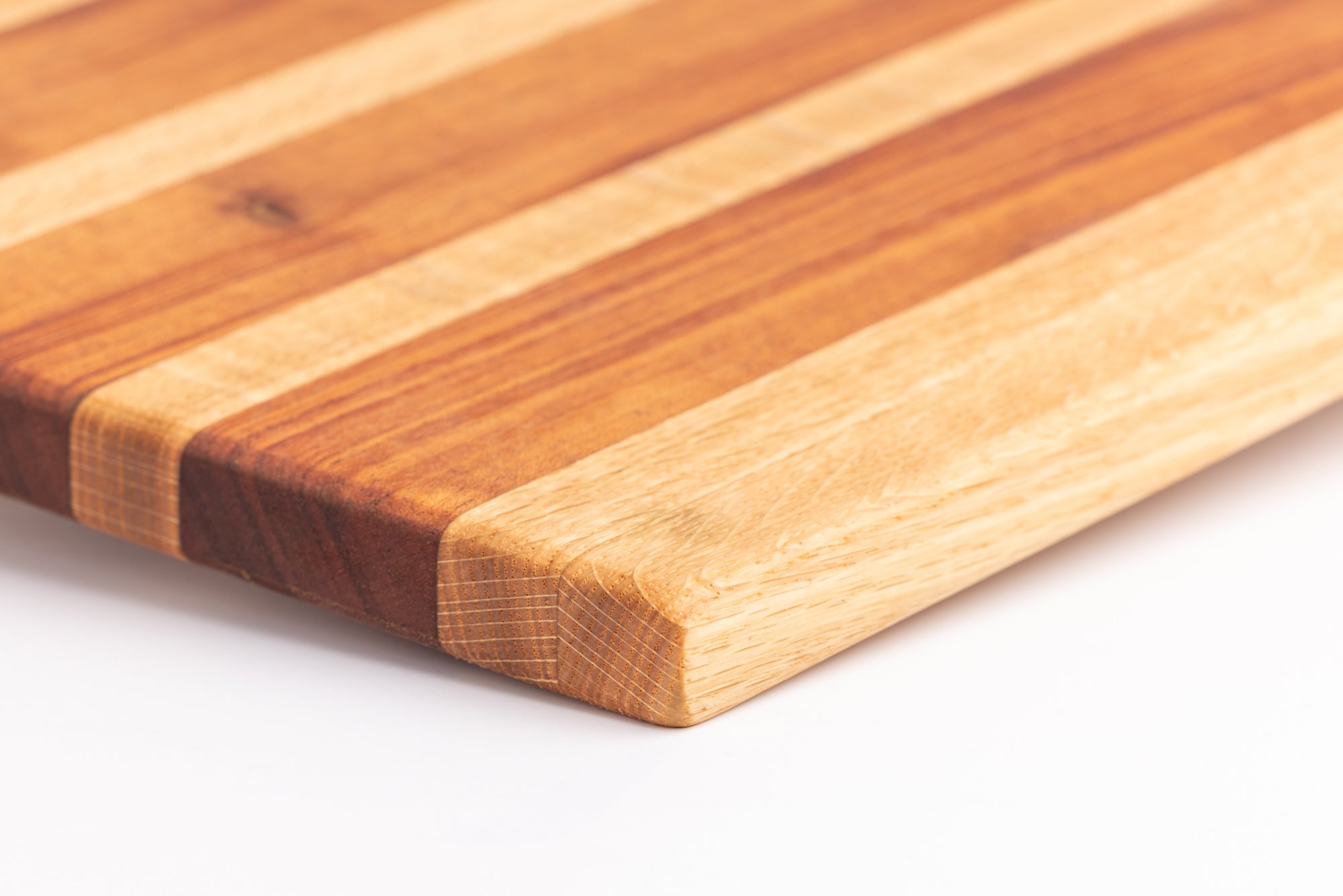Chef Series Cutting Board – Mahogany & Oak