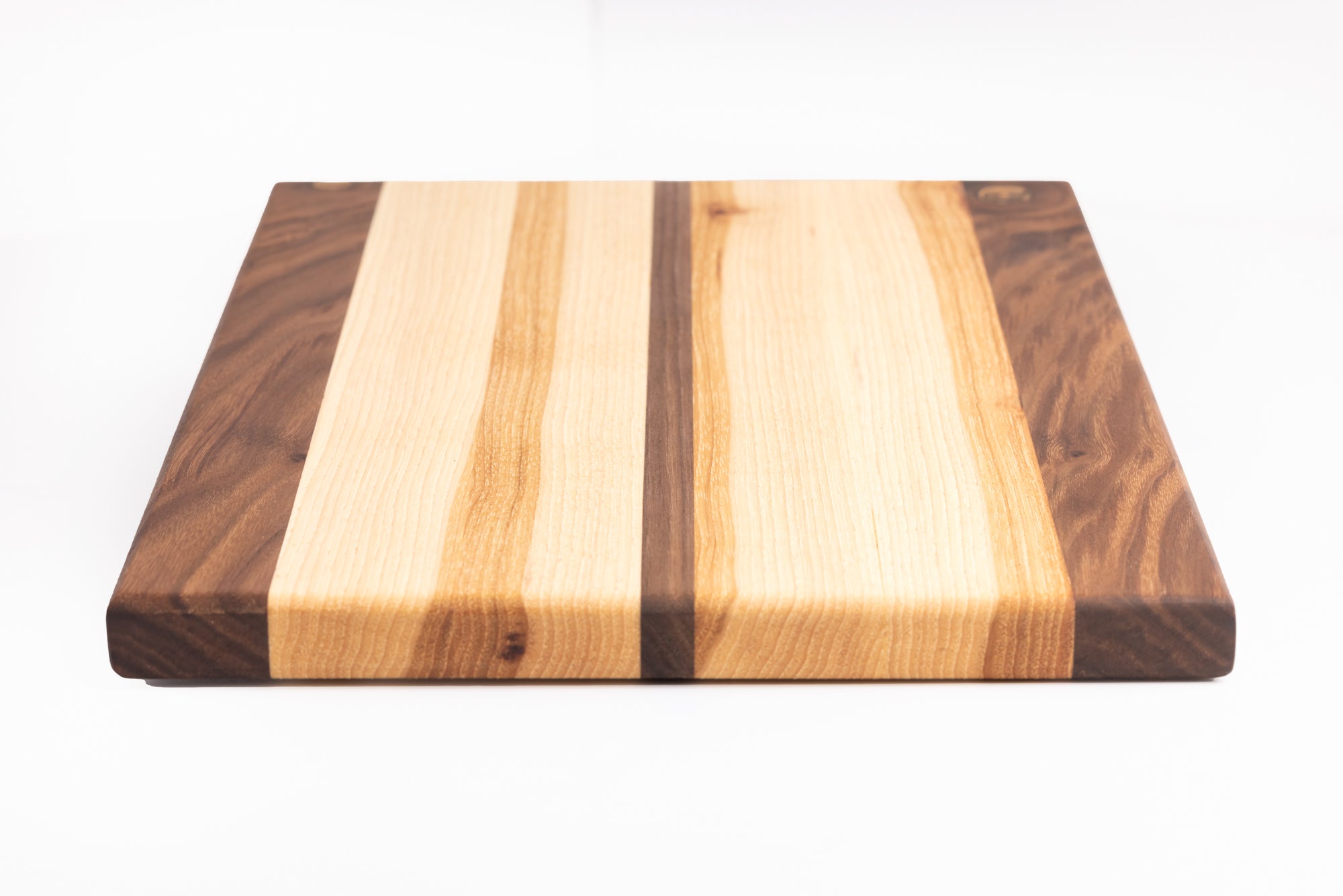 Chef Series Cutting Board – Walnut & Hickory